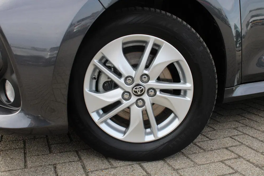 Toyota Yaris 1.5 Hybrid 115 Active APPLE-CARPLAY uit 2024, foto 11