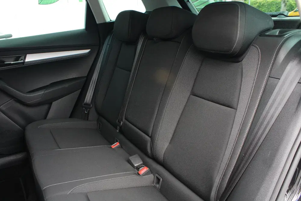 Skoda Karoq 1.5 TSI ACT Sportline Business LED uit 2024, foto 14
