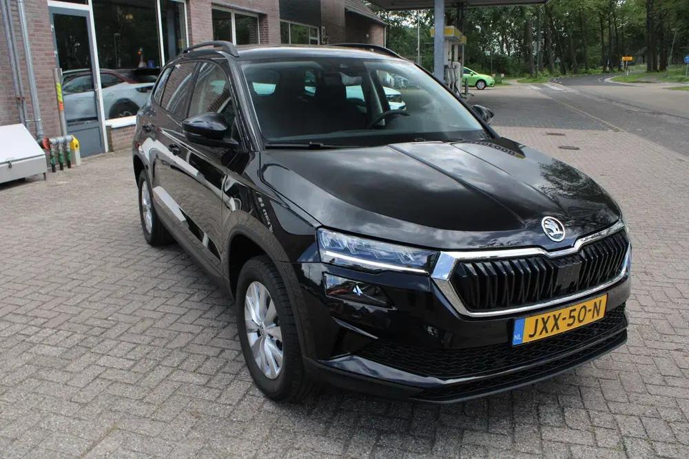 Skoda Karoq 1.5 TSI ACT Sportline Business LED uit 2024, foto 3