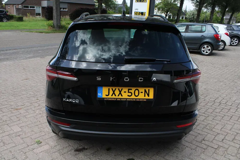 Skoda Karoq 1.5 TSI ACT Sportline Business LED uit 2024, foto 5
