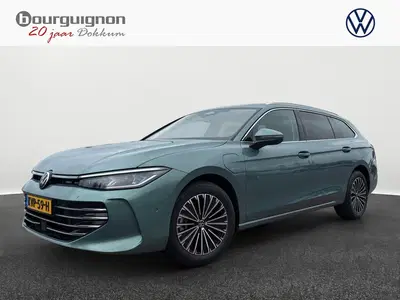 Volkswagen Passat 1.5 eHybrid Elegance Business uit 2025