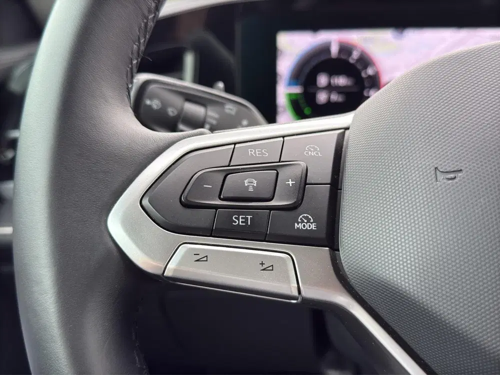 Volkswagen Passat 1.5 eHybrid Elegance Business uit 2025, foto 8