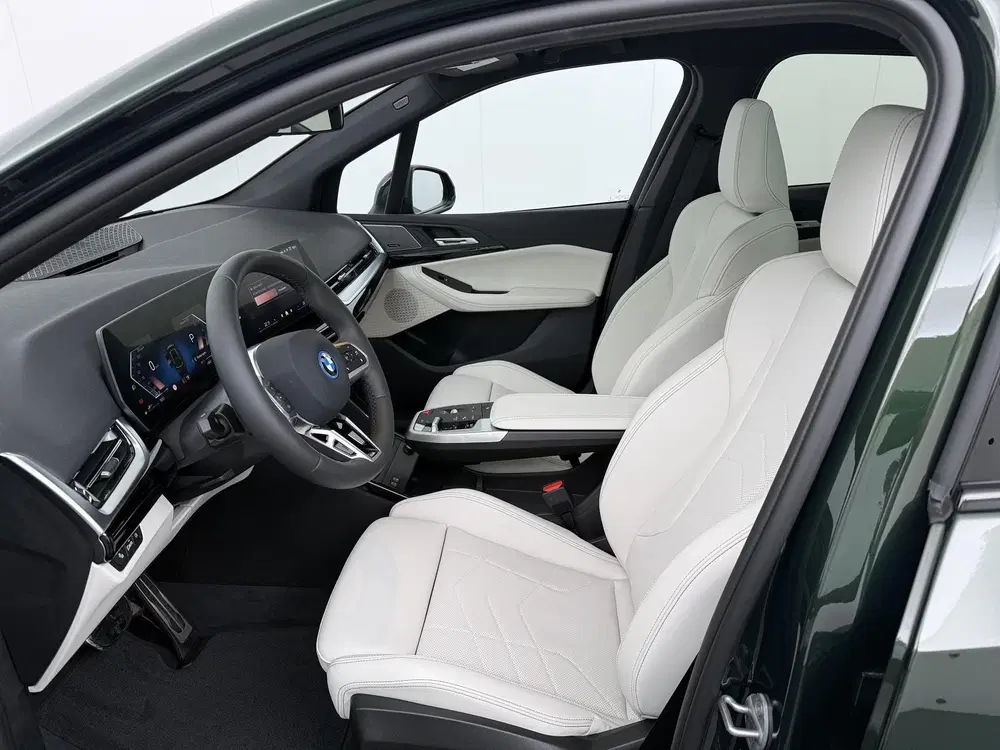 BMW 2-serie Active Tourer 225e xDrive M Sportpakket uit 2026, foto 4