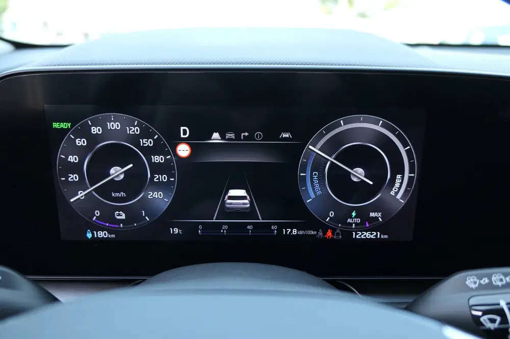 Kia Niro DynamicLine 64.8 kWh uit 2023, foto 14