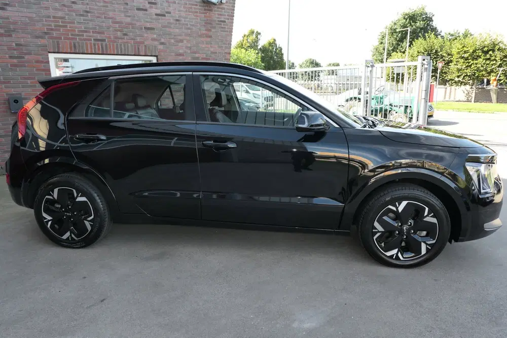 Kia Niro DynamicLine 64.8 kWh uit 2023, foto 6