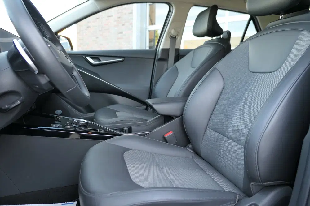 Kia Niro DynamicLine 64.8 kWh uit 2023, foto 9