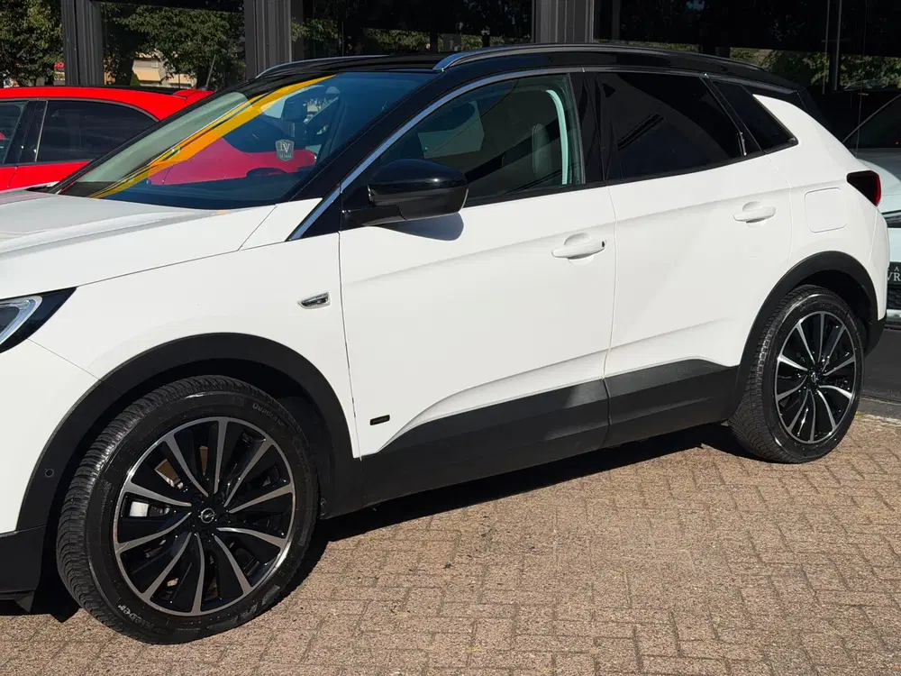 Opel Grandland 1.6 Turbo Hybrid Ultimate CarPlay Camera N uit 2020, foto 15
