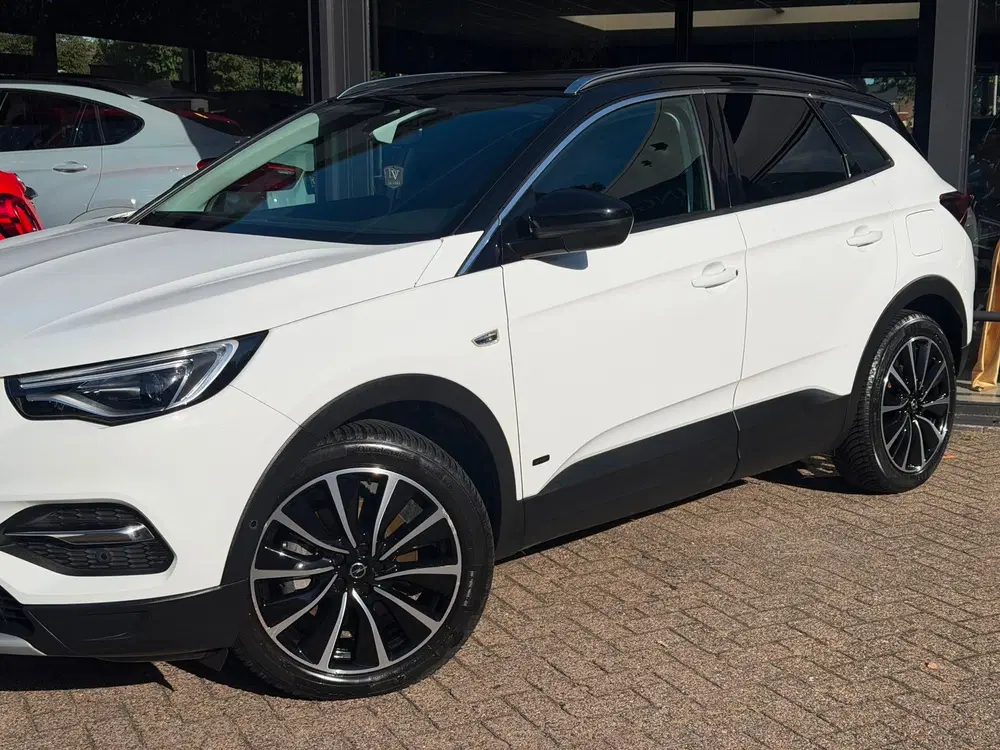 Opel Grandland 1.6 Turbo Hybrid Ultimate CarPlay Camera N uit 2020, foto 8
