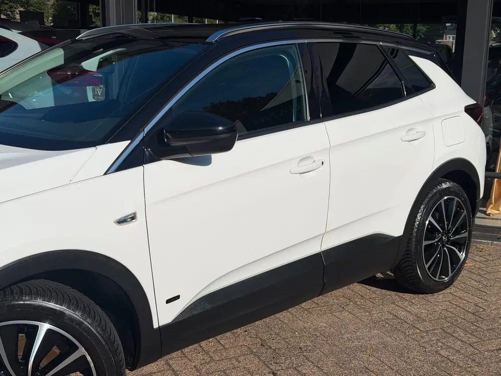 Opel Grandland 1.6 Turbo Hybrid Ultimate CarPlay Camera N uit 2020, foto 9