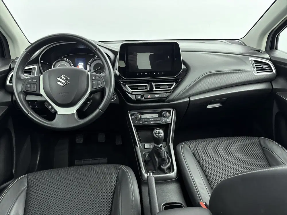 Suzuki S-Cross 1.4 Boosterjet Style Smart Hybrid Limited uit 2023, foto 5