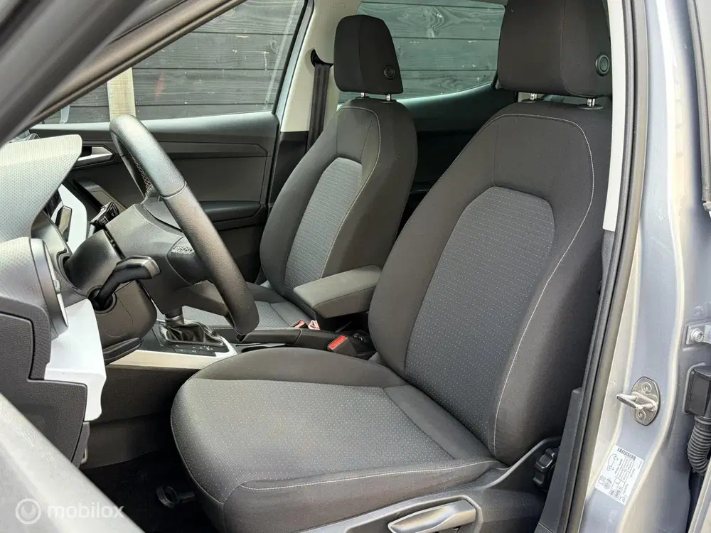 SEAT Arona 1.0 TSI Style AUTOMAAT 110 PK uit 2023, foto 13