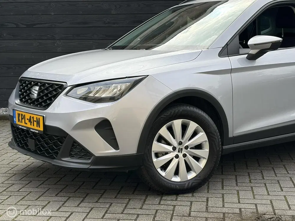 SEAT Arona 1.0 TSI Style AUTOMAAT 110 PK uit 2023, foto 2