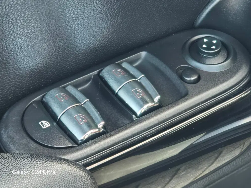 Mini Cooper 1.5 Cooper 60 Years Edition uit 2019, foto 13