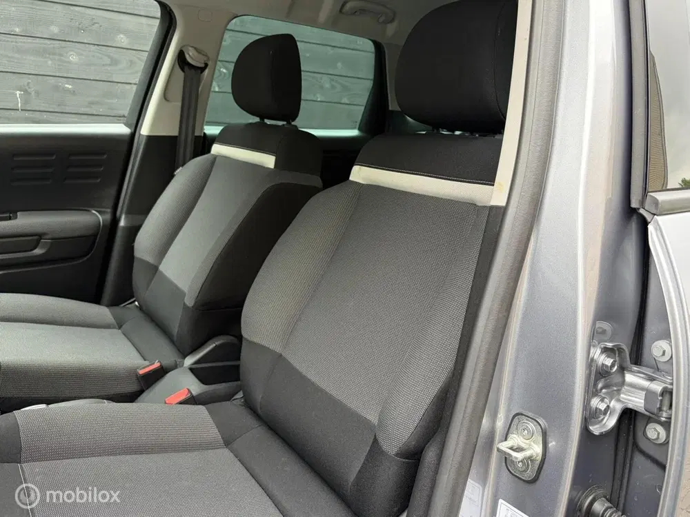 Citroën C3 Aircross Citroen C3 Aircross 1.2 PureTech Plus FM N uit 2024, foto 15