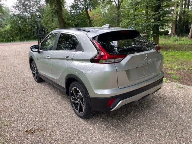 Mitsubishi Eclipse Cross 2.4 PHEV Intense+ (bj 2024) uit 2024, foto 9