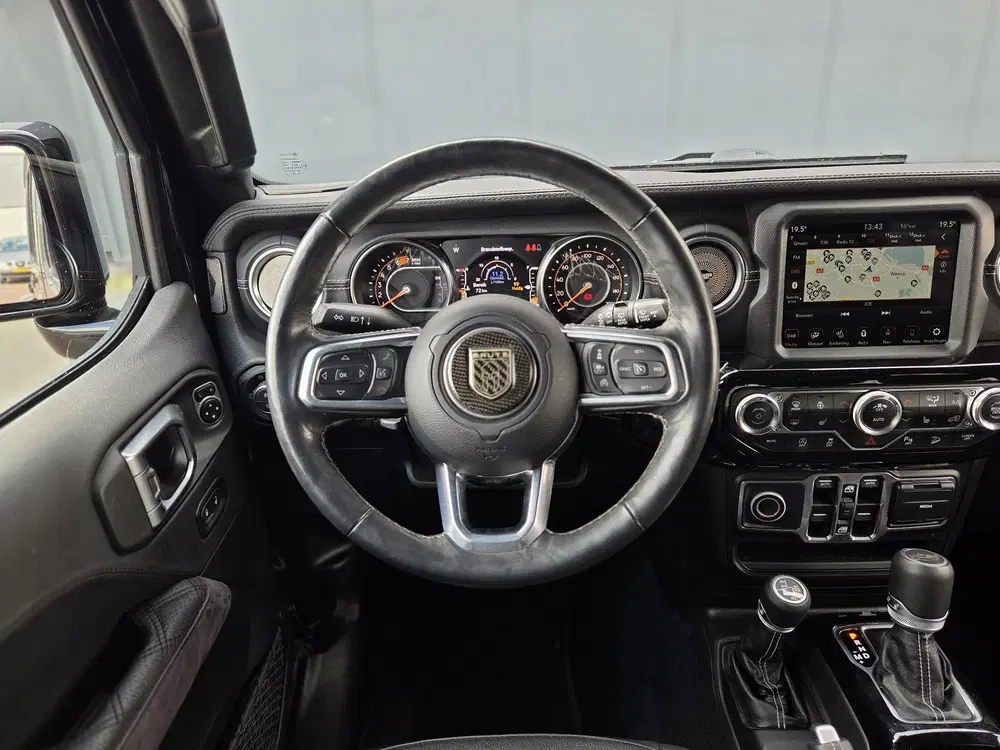 Jeep Wrangler 2.0T Sahara uit 2020, foto 2
