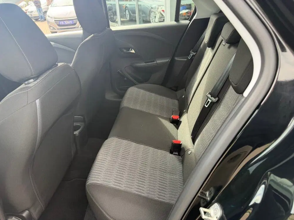 Opel Corsa 1.2 EDITION NAVI AIRCO CRUISE CONTROL uit 2021, foto 9