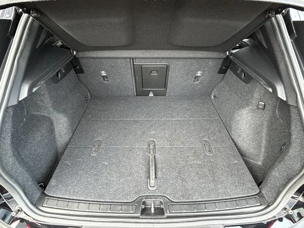 Volvo XC40 2.0 B4 Plus Dark 360 camera uit 2024, foto 14
