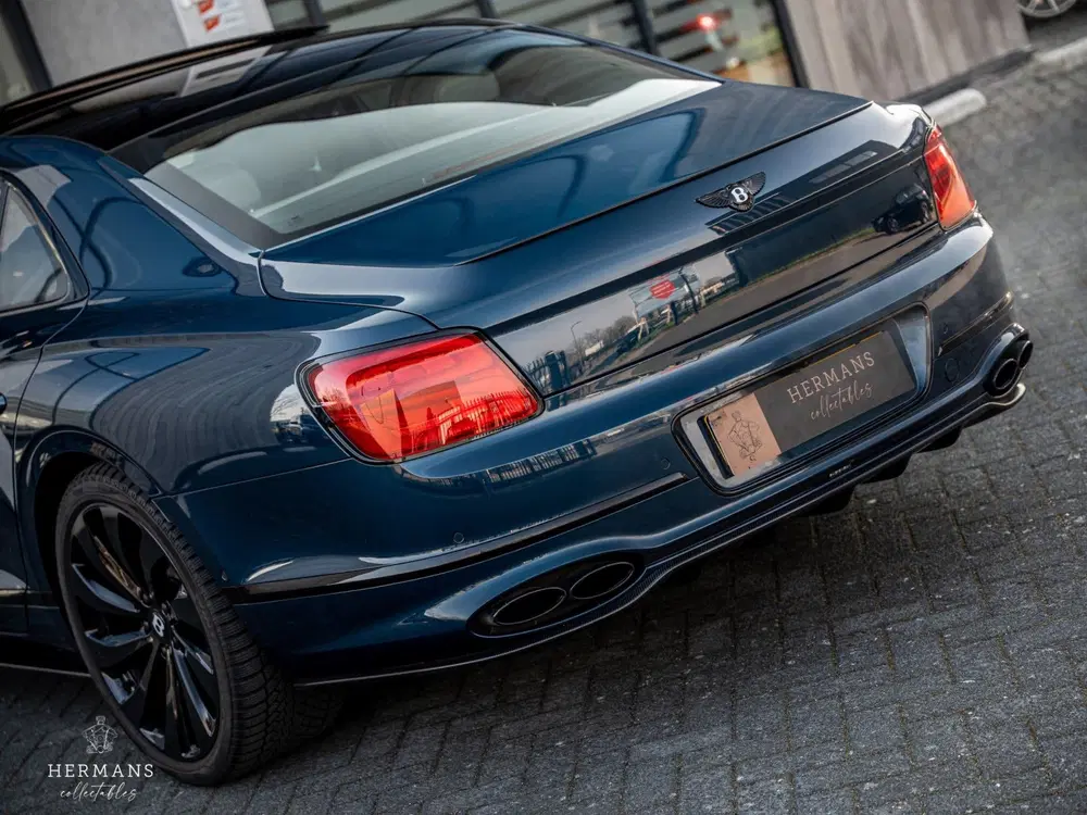 Bentley Flying Spur 4.0 V8 1st Edition uit 2021, foto 10