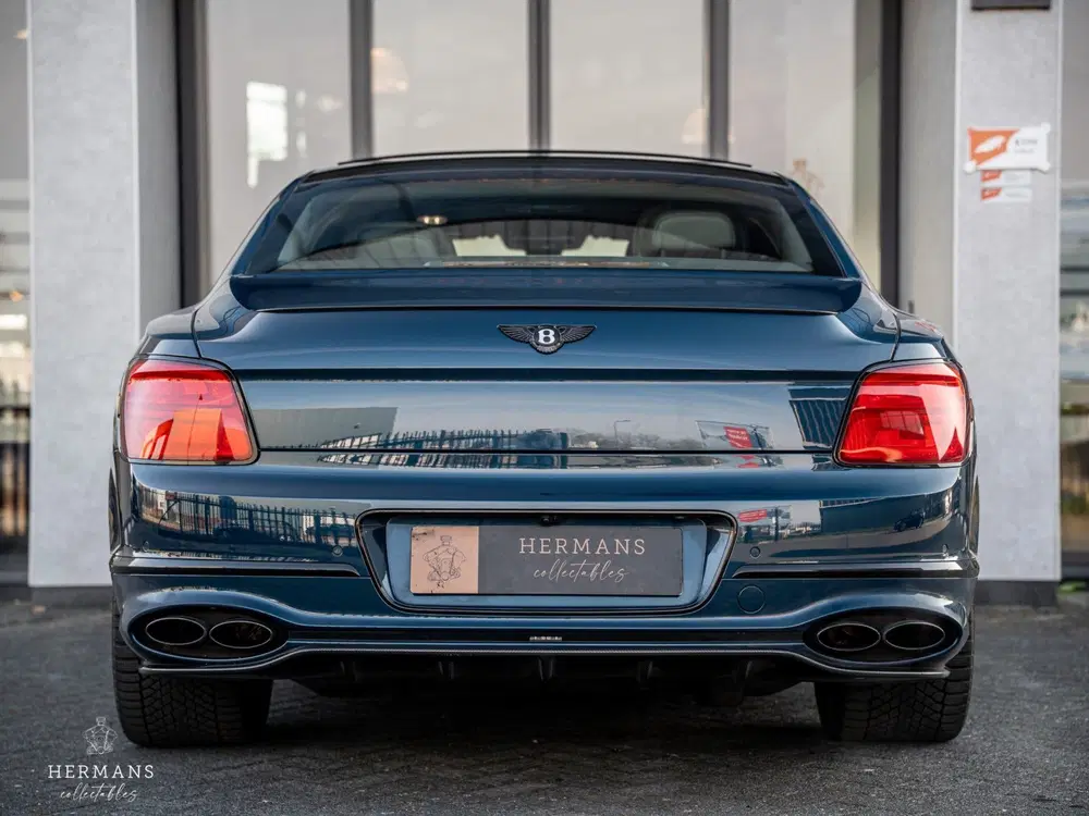 Bentley Flying Spur 4.0 V8 1st Edition uit 2021, foto 8