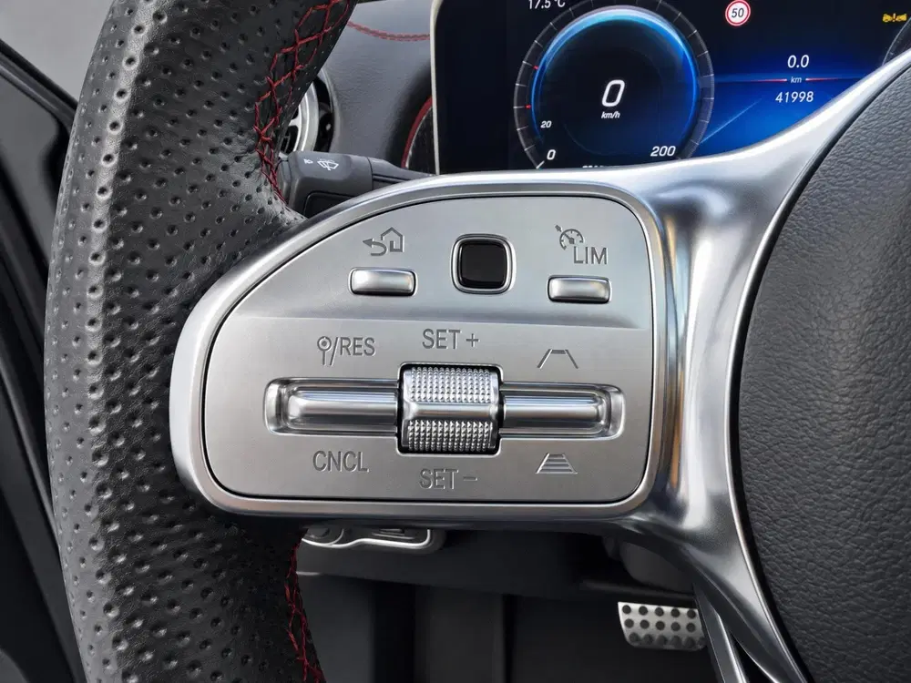 Mercedes-Benz EQB 350 4MATIC AMG Line 7p. 71 kWh uit 2024, foto 13