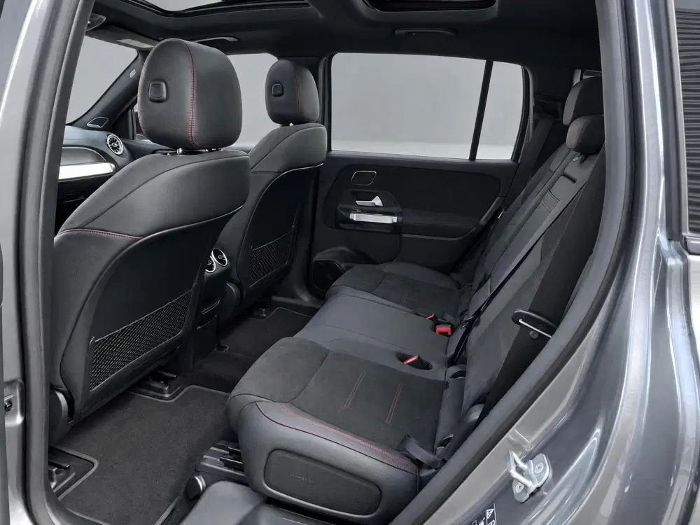 Mercedes-Benz EQB 350 4MATIC AMG Line 7p. 71 kWh uit 2024, foto 8