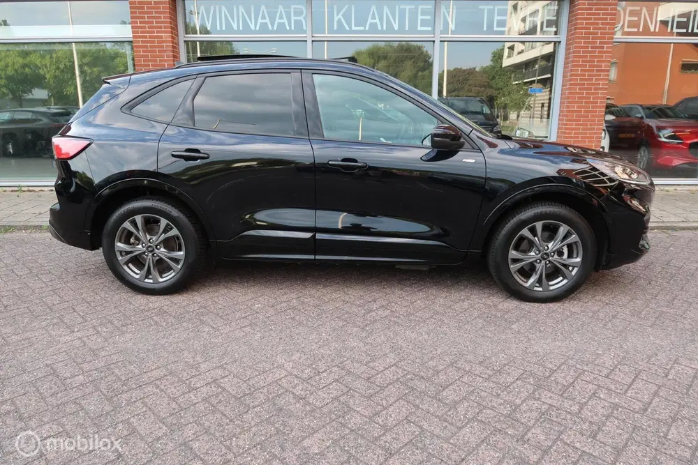 Ford Kuga 2.5 PHEV ST-Line Pano Navi Carplay uit 2022, foto 5