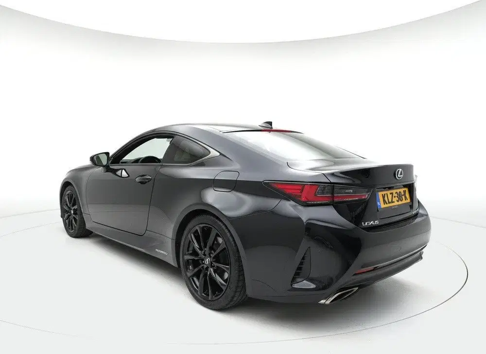Lexus RC 300h F Sport Line uit 2020, foto 4
