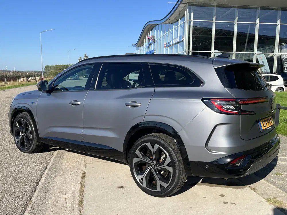 Renault Espace E-Tech full hybrid 200 PK iconic esprit Al uit 2023, foto 6