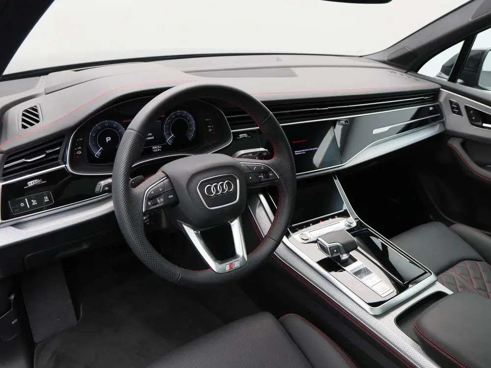 Audi Q7 60 TFSi e 490 Pk quattro S-Line Competitio uit 2025, foto 4