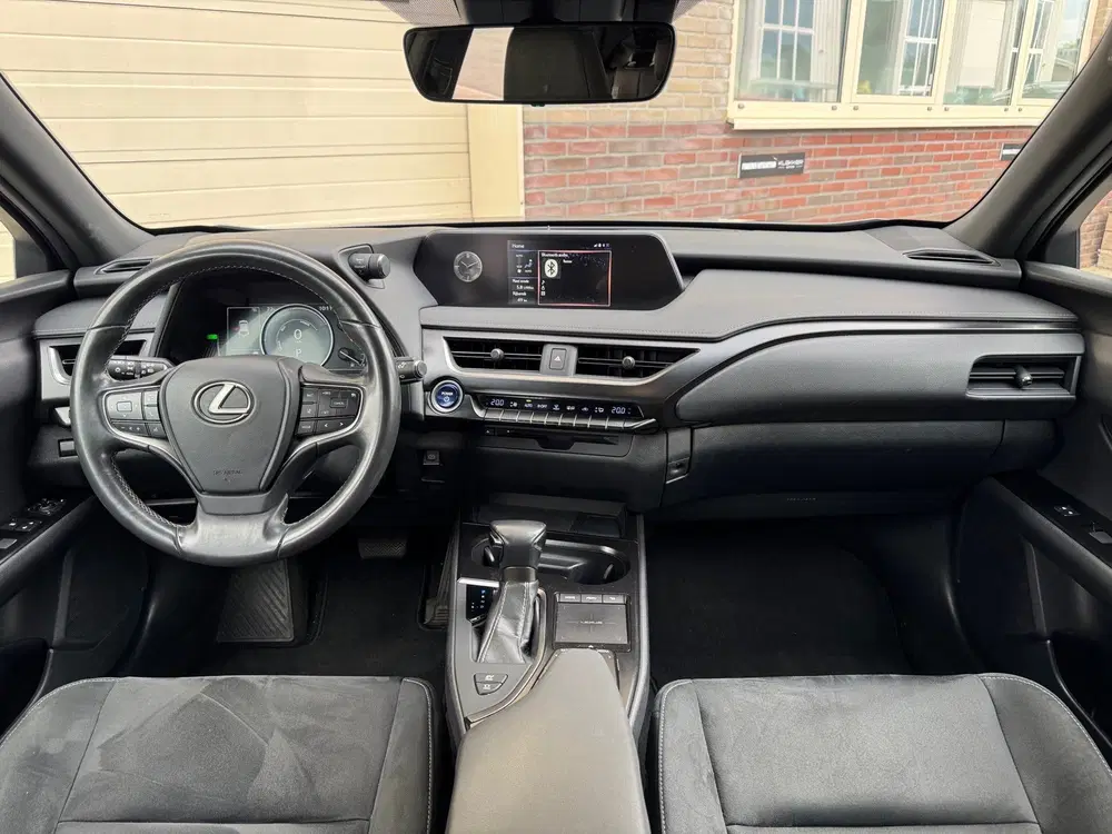 Lexus UX 250h Business Line Dealer ondh. uit 2020, foto 3
