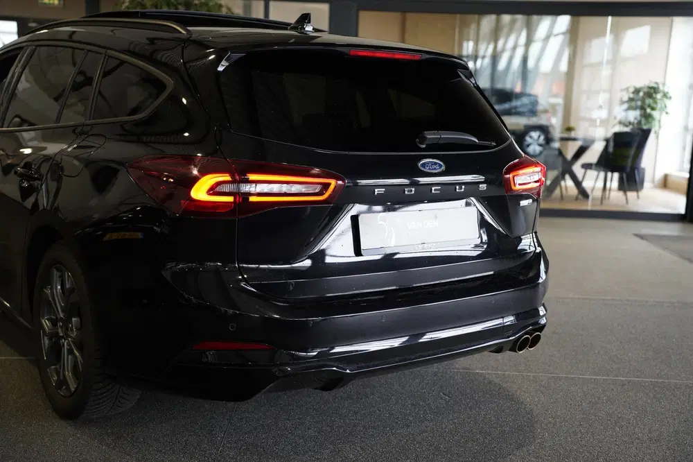 Ford Focus 1.0 EcoBoost Hybrid ST Line X AUT Pano Tre uit 2023, foto 14