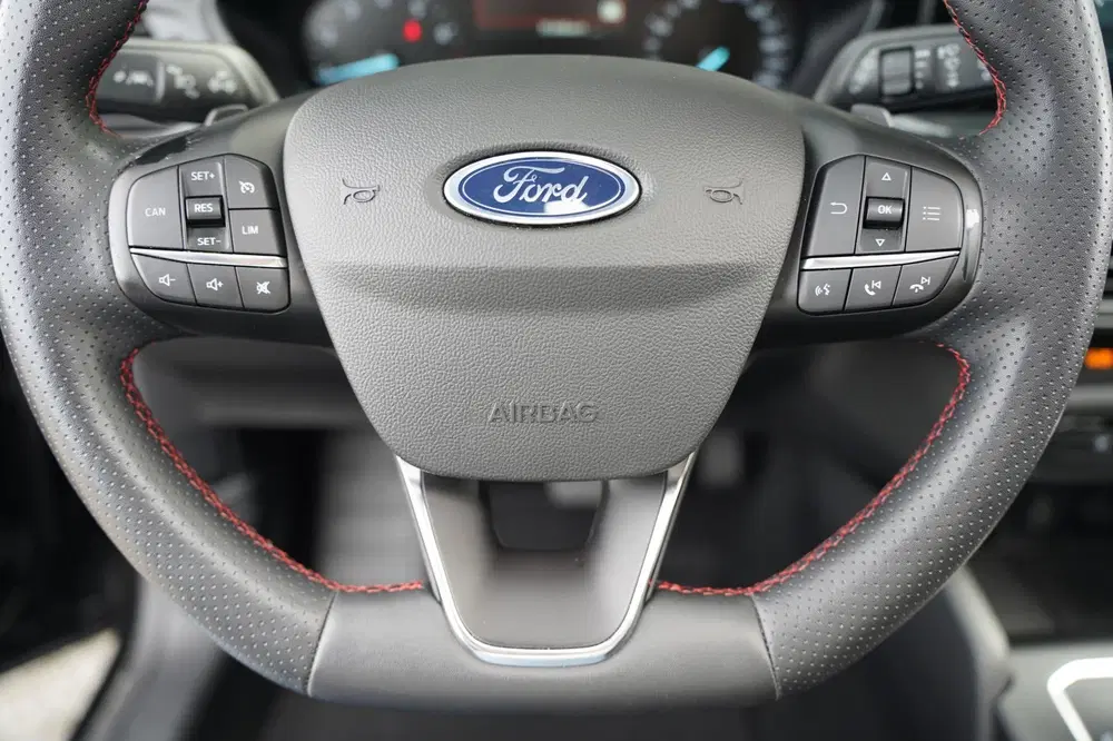Ford Focus 1.0 EcoBoost Hybrid ST Line X AUT Pano Tre uit 2023, foto 8