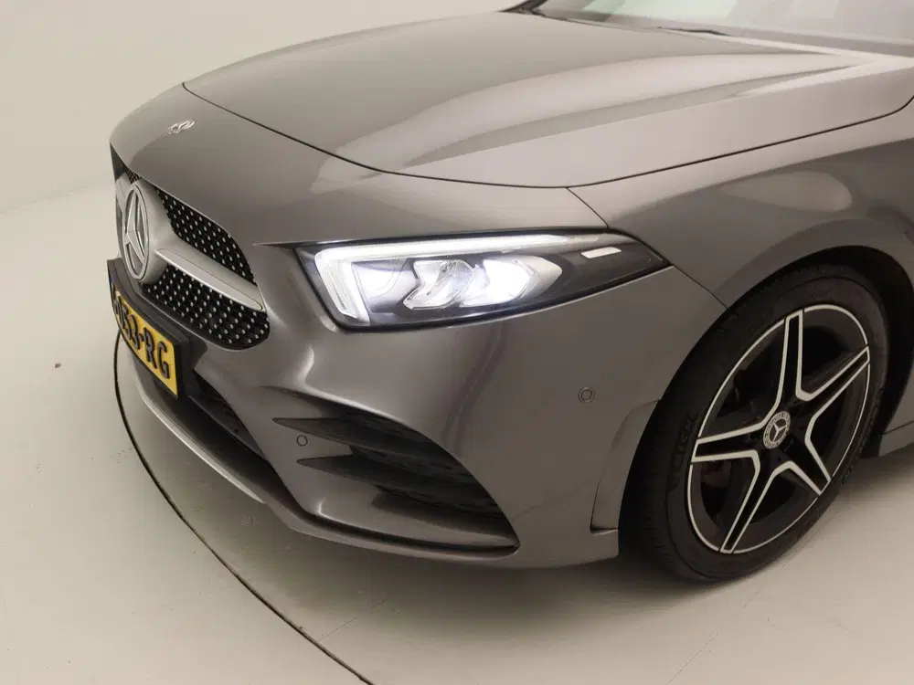 Mercedes-Benz A-Klasse 180 Business Solution AMG uit 2019, foto 15