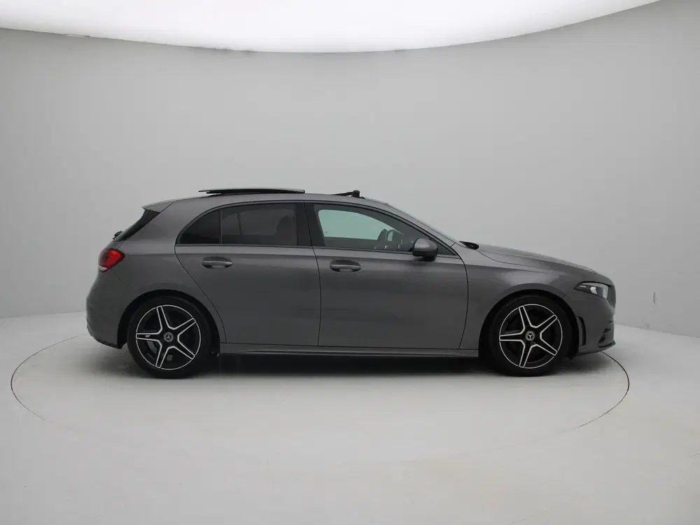 Mercedes-Benz A-Klasse 180 Business Solution AMG uit 2019, foto 6