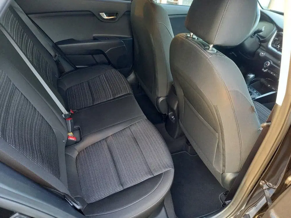 Kia Stonic 1.0 T-GDI MHEV DynamicPlusLine uit 2024, foto 13