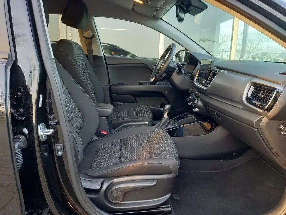 Kia Stonic 1.0 T-GDI MHEV DynamicPlusLine uit 2024, foto 5