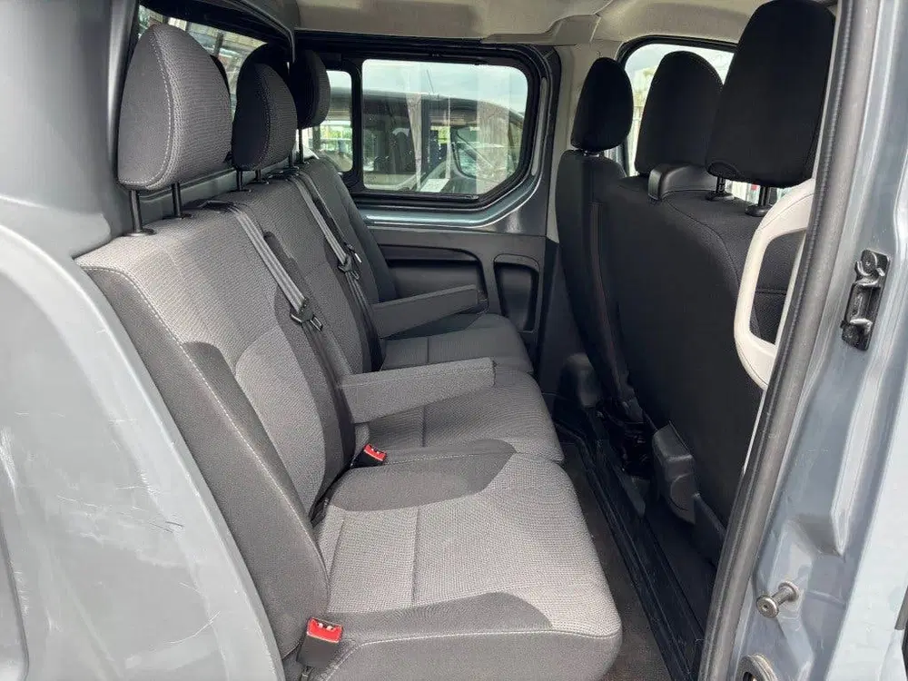 Renault Trafic 2.0 Dci DC 6 persoons BPM vrij uit 2021, foto 11