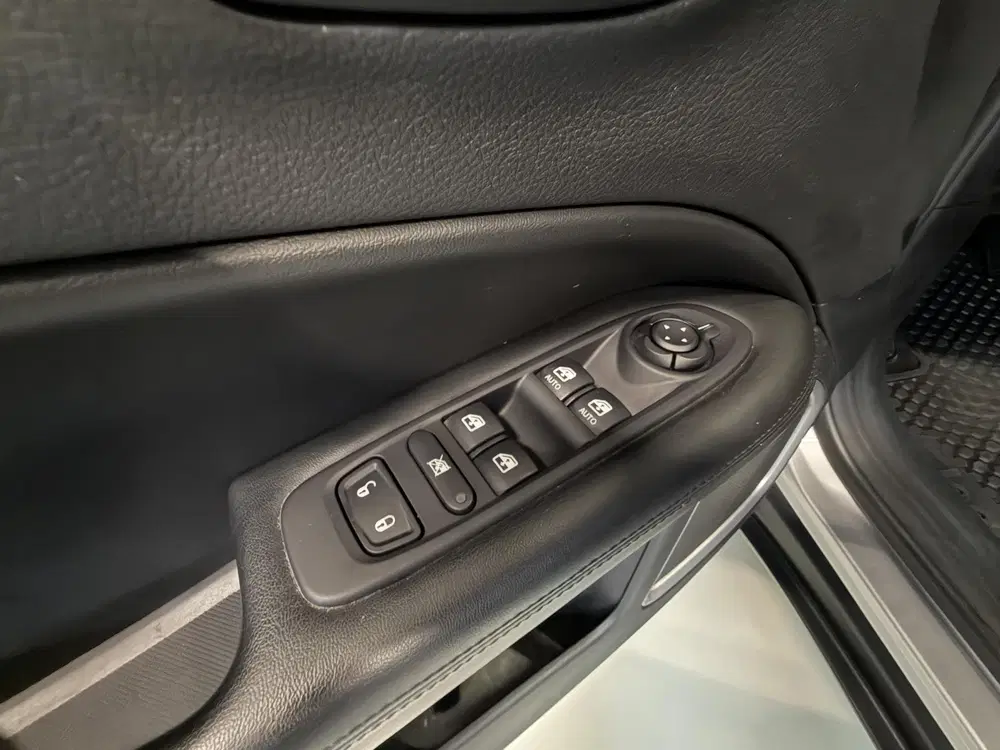 Jeep Compass 1.4 MultiAir 140pk Night Eagle Carplay uit 2020, foto 15