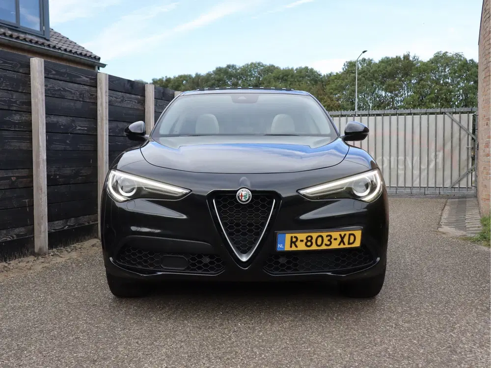 Alfa Romeo Stelvio 2.0 T AWD B-Tech BTW uit 2019, foto 4