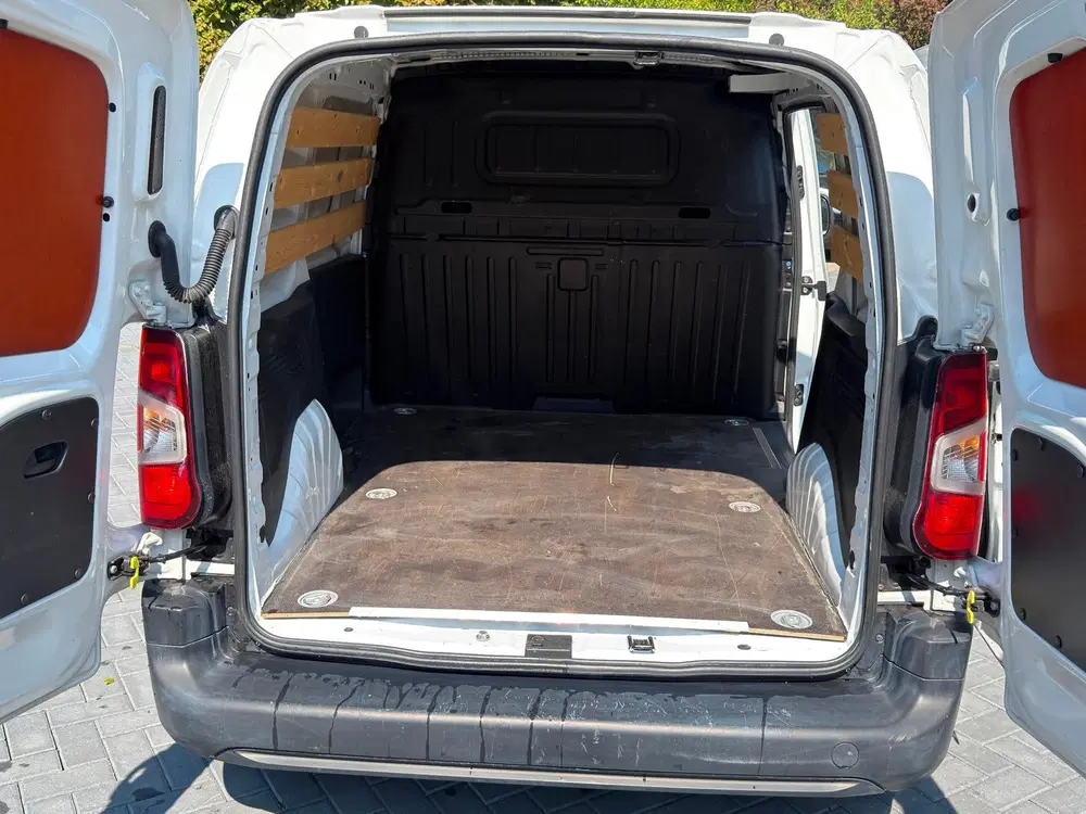 Toyota Proace City 1.5 D-4D Cool Comfort uit 2021, foto 13