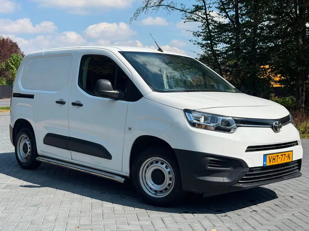Toyota Proace City 1.5 D-4D Cool Comfort uit 2021, foto 3