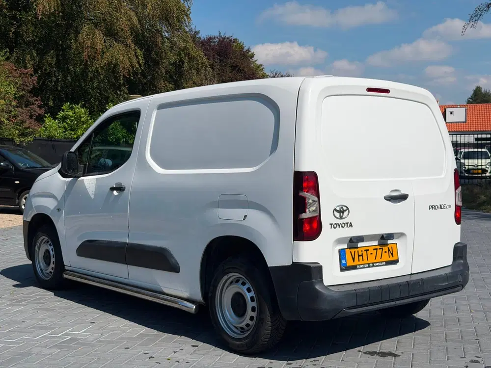 Toyota Proace City 1.5 D-4D Cool Comfort uit 2021, foto 6