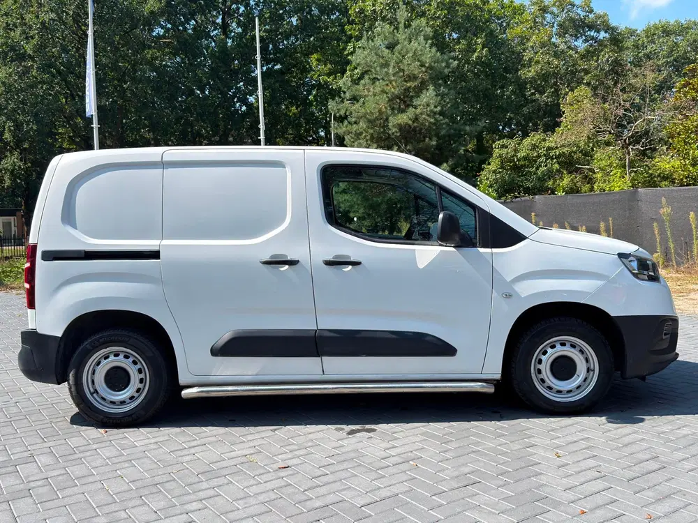 Toyota Proace City 1.5 D-4D Cool Comfort uit 2021, foto 7