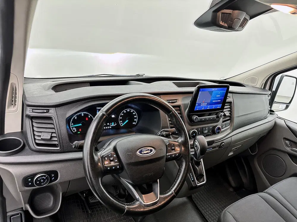 Ford Transit Custom 320 2.0 TDCI L2H1 Limited DC 130pk Autom uit 2019, foto 5