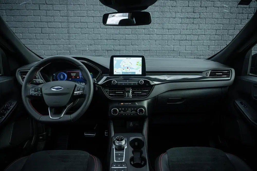 Ford Kuga 2.5 PHEV ST-Line X PANO TREKHAAK ADAPTIVE uit 2022, foto 4