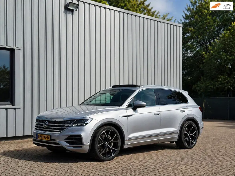 Volkswagen Touareg 3.0 TSI eHybrid uit 2021