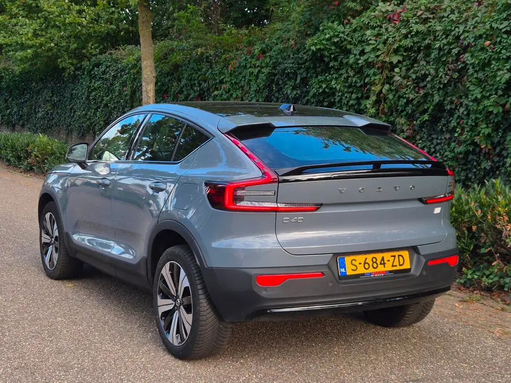 Volvo C40 69 kWh Zeer gave uitvoering NAP Soh uit 2023, foto 3