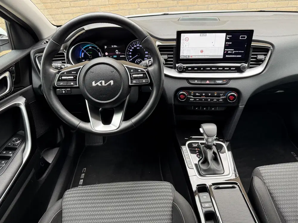 Kia Ceed Sportswagon 1.6 GDI PHEV DynamicLine uit 2023, foto 3