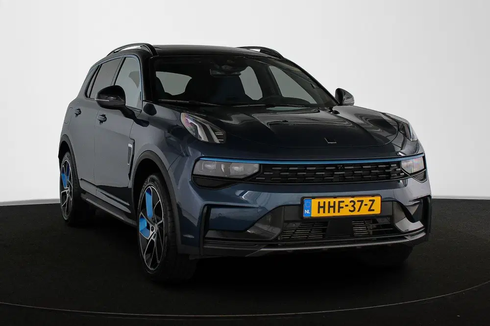 Lynk & Co 01 1.5 PHEV Panoramadak Stuur-Stoelverwarming uit 2025, foto 2